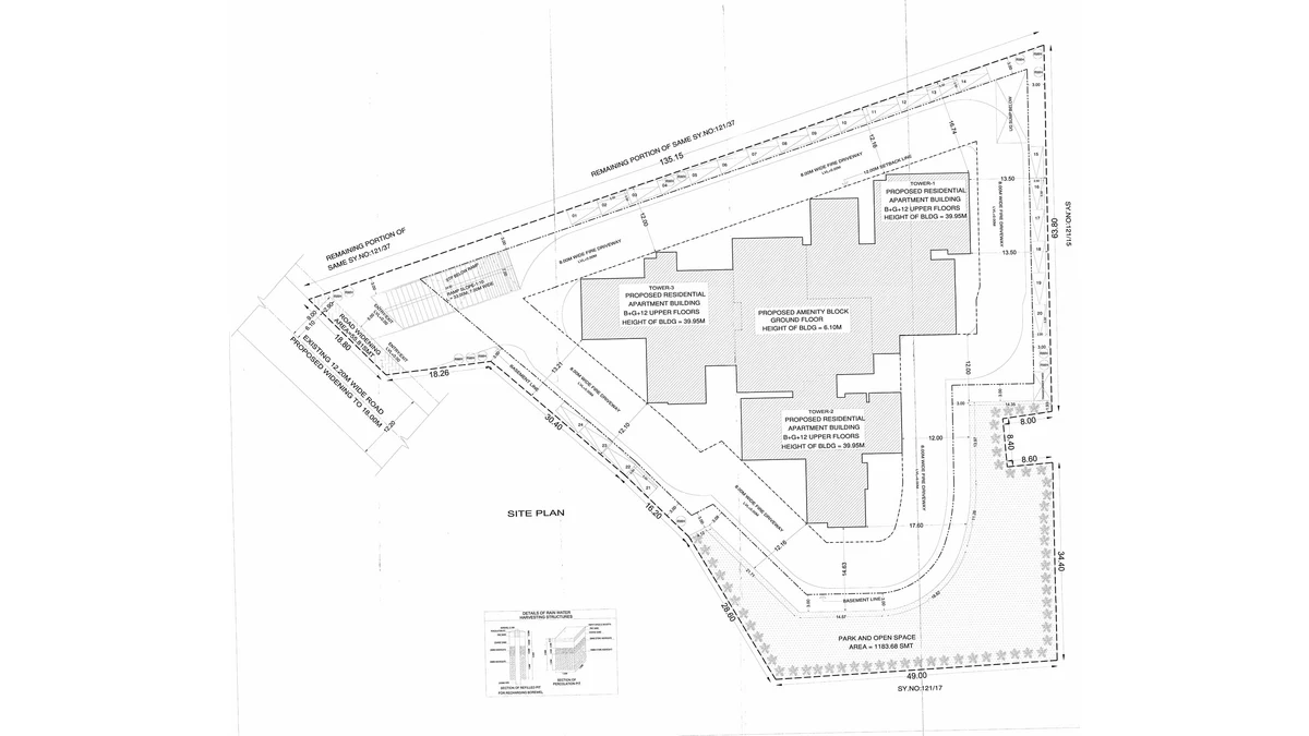 Splendid Evora site plan with three towers around the amenity block, the driveways and the public park Splendid Evora site plan with three towers around the amenity block, the driveways and the public park